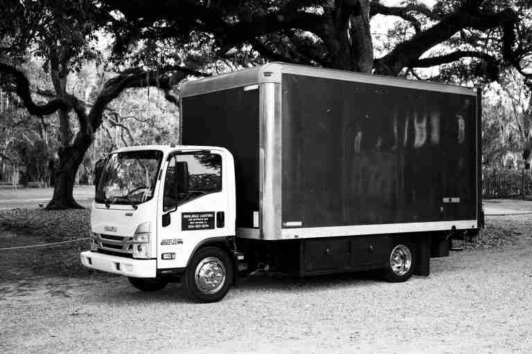 1 ton grip truck Isuzu